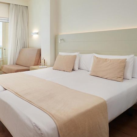 Hotel Sabina 칼라 미요르 객실 사진