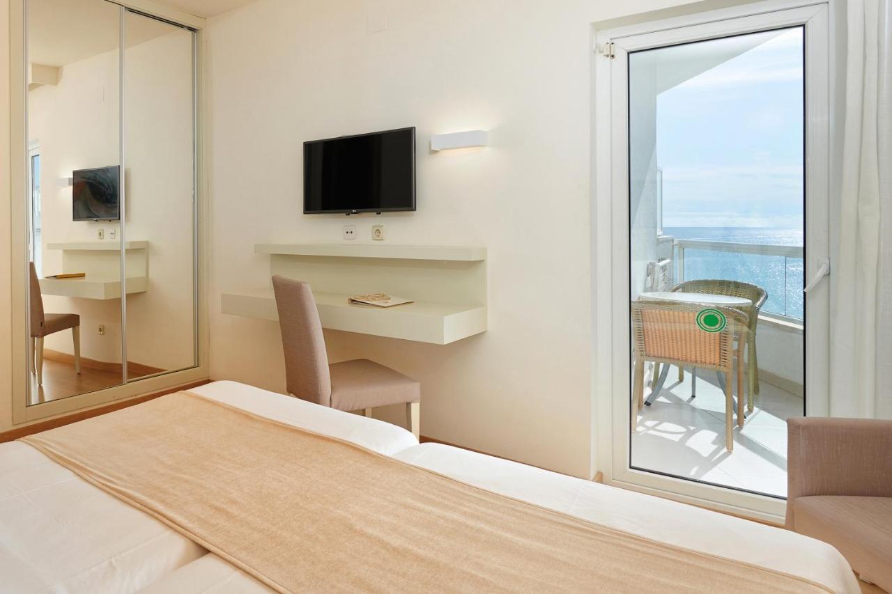 Hotel Sabina 칼라 미요르 객실 사진
