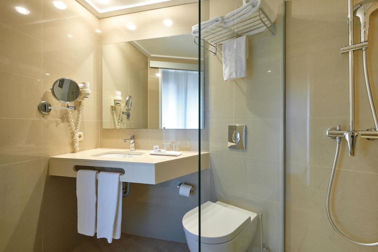Hotel Sabina 칼라 미요르 객실 사진
